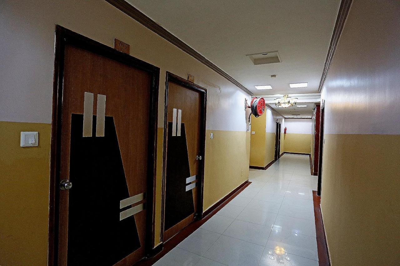 Oyo 3881 Venus Nxt Hotel Bhubaneswar Exterior photo