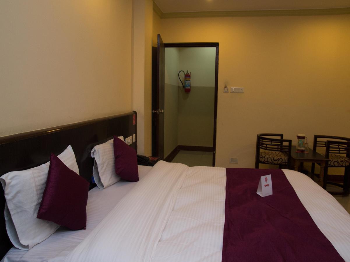 Oyo 3881 Venus Nxt Hotel Bhubaneswar Exterior photo